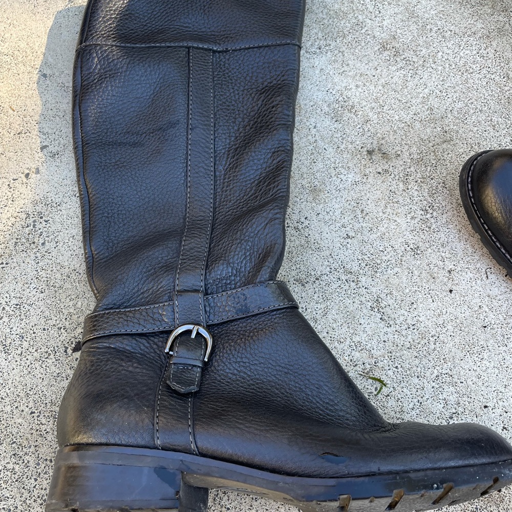 Sofft womens pebble leather boots